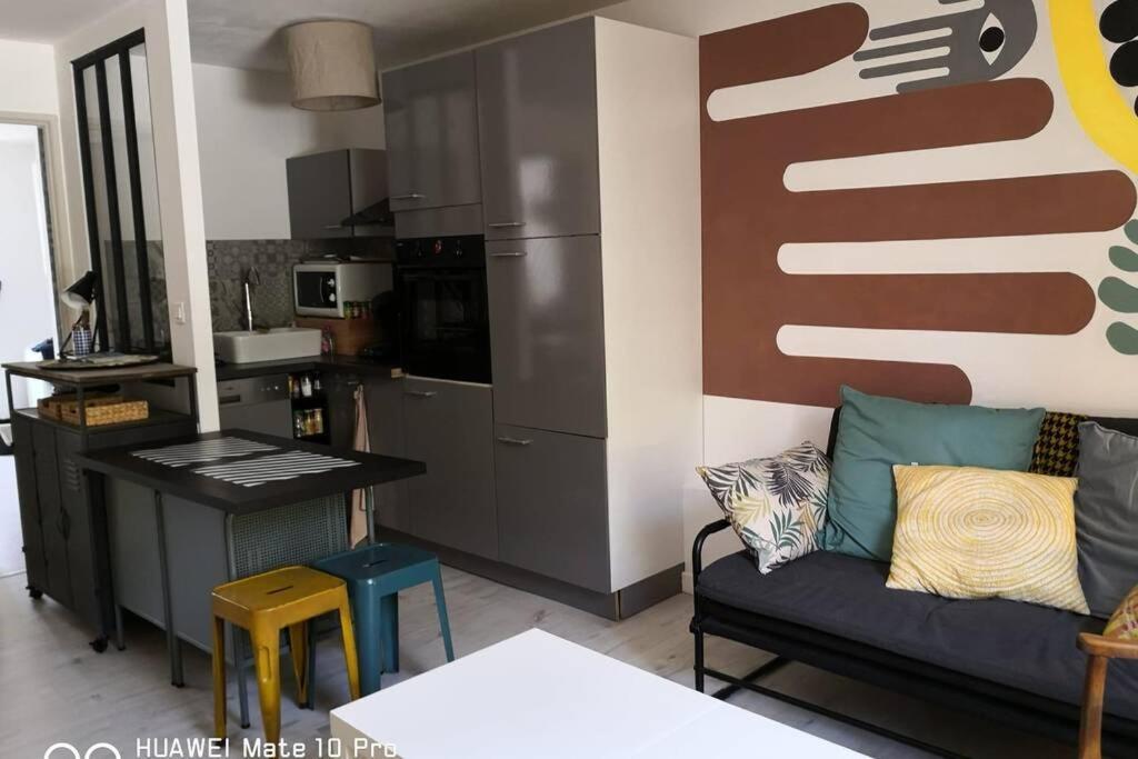 Appartement Avec Jardin Privatif Centre Ville Hyères Esterno foto